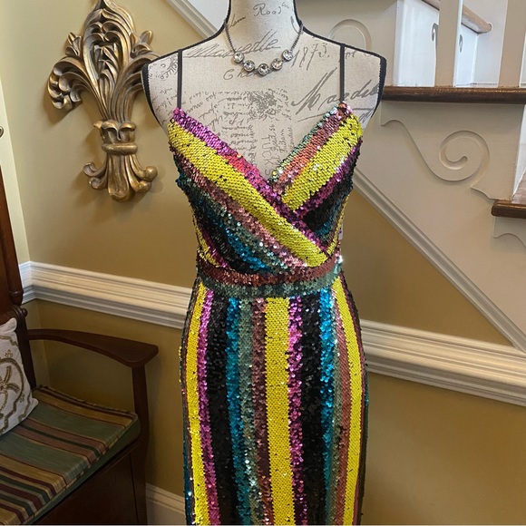 NWT’s Adelyn Rae New Year’s Eve sequin cocktail dress - Picture 7 of 11